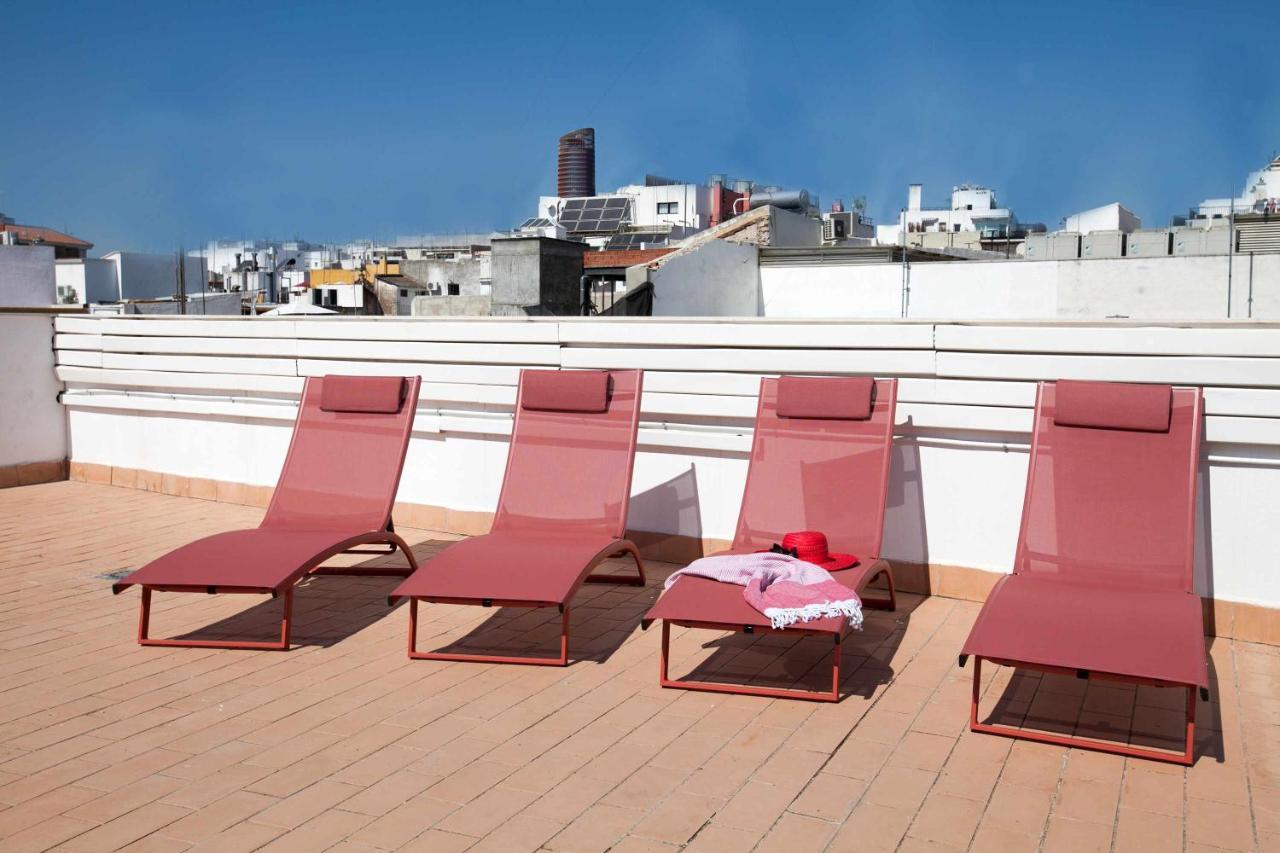 Isg Apartments Downtown Family Haven Free Parking Spot Севілья Екстер'єр фото